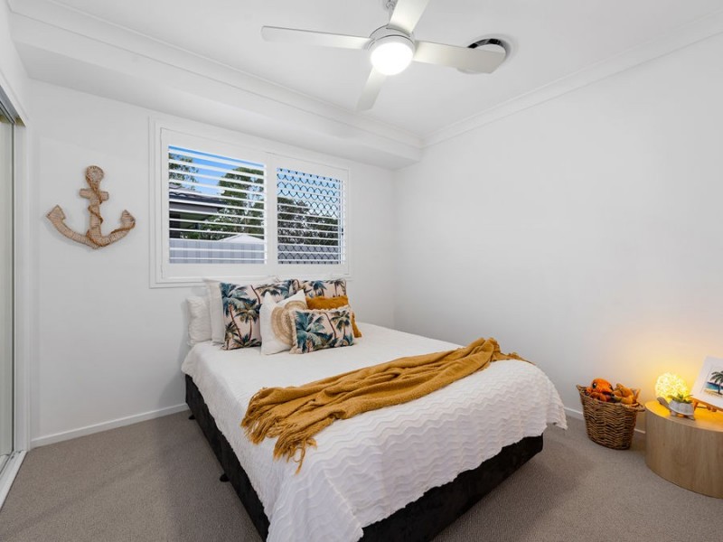 15 Harrogate Place, Gumdale QLD 4154