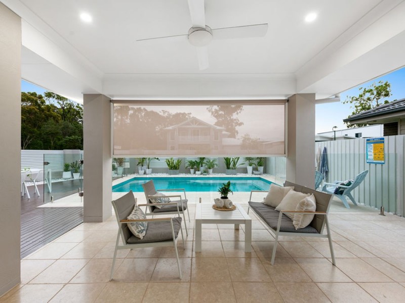 15 Harrogate Place, Gumdale QLD 4154