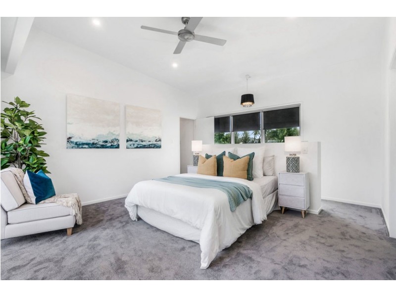 18 Nile Close, Wakerley QLD 4154