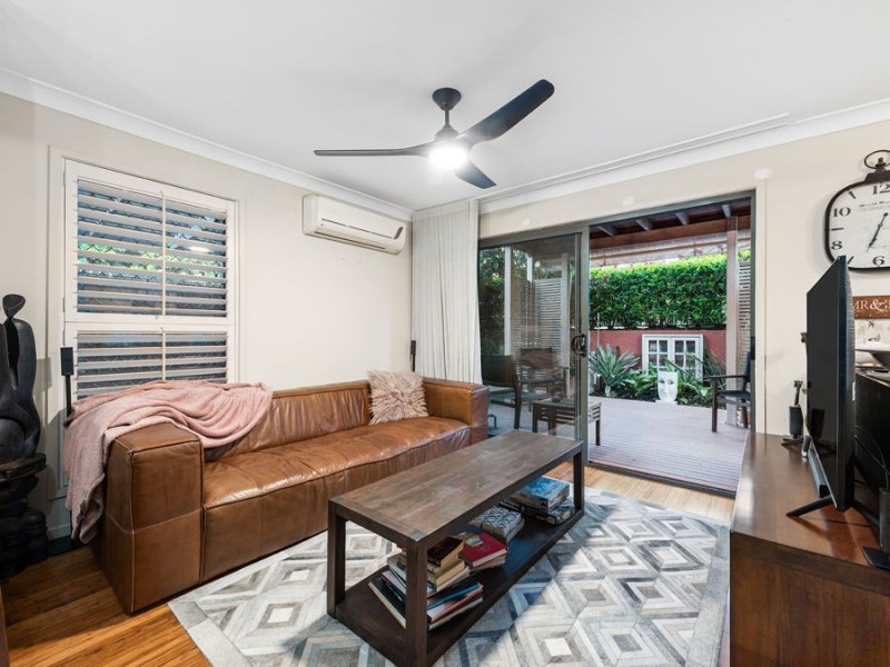 1/51-55 Daniells Street, Carina QLD 4152