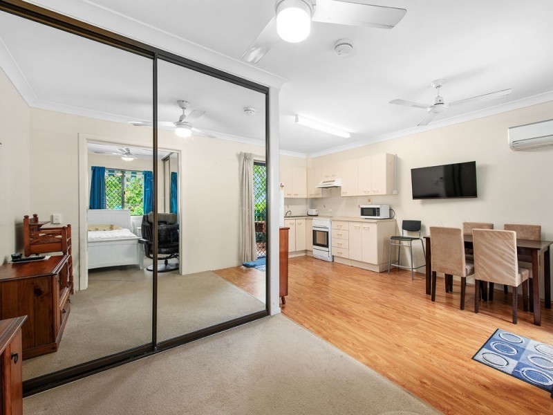 55/15 Carmichael Court, Wynnum West QLD 4178