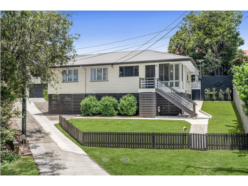 86 Roseneath Parade, Wynnum West QLD 4178