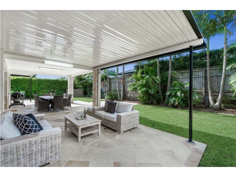 2 Gabrielle Place, Manly West QLD 4179