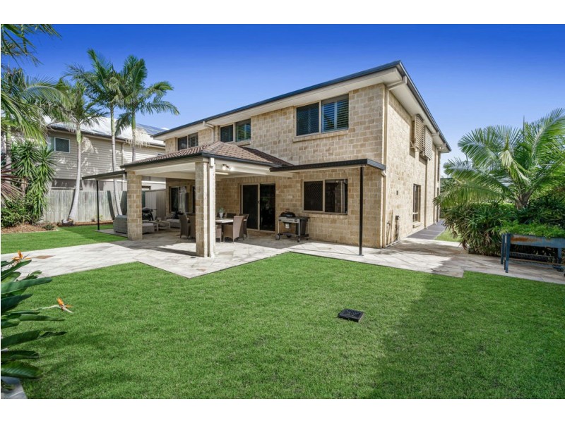 2 Gabrielle Place, Manly West QLD 4179