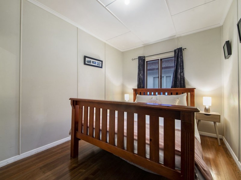 2321 Wynnum Road, Wynnum QLD 4178