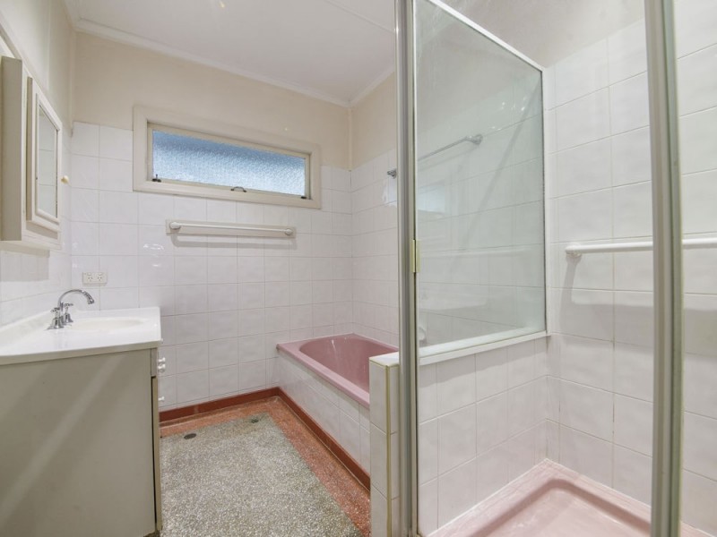 2321 Wynnum Road, Wynnum QLD 4178