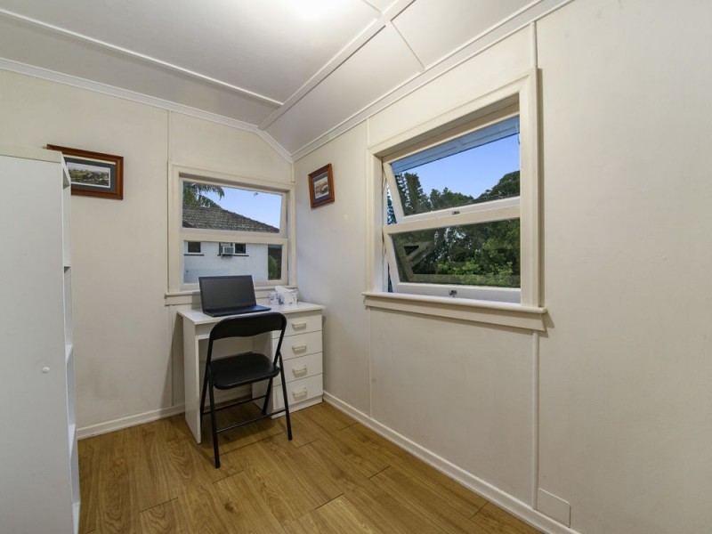 2321 Wynnum Road, Wynnum QLD 4178