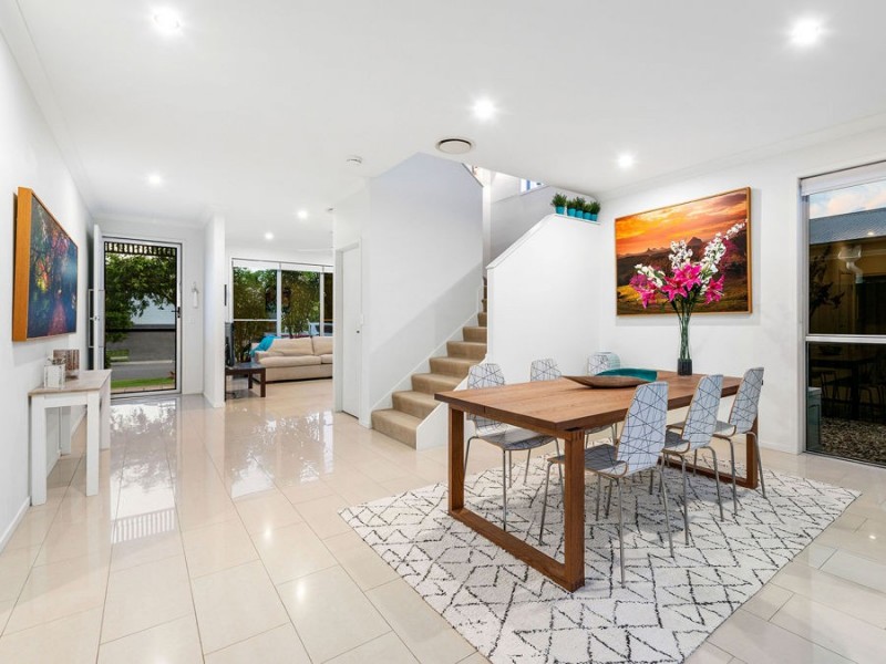 37 Brook Street, Wakerley QLD 4154