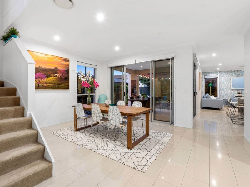 37 Brook Street, Wakerley QLD 4154