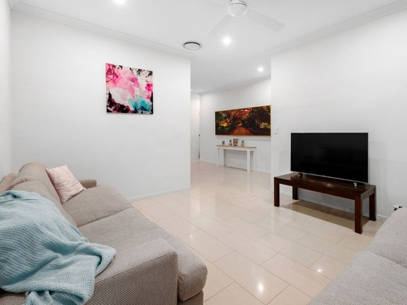 37 Brook Street, Wakerley QLD 4154