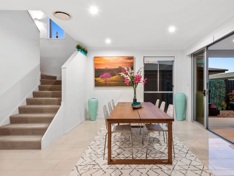 37 Brook Street, Wakerley QLD 4154