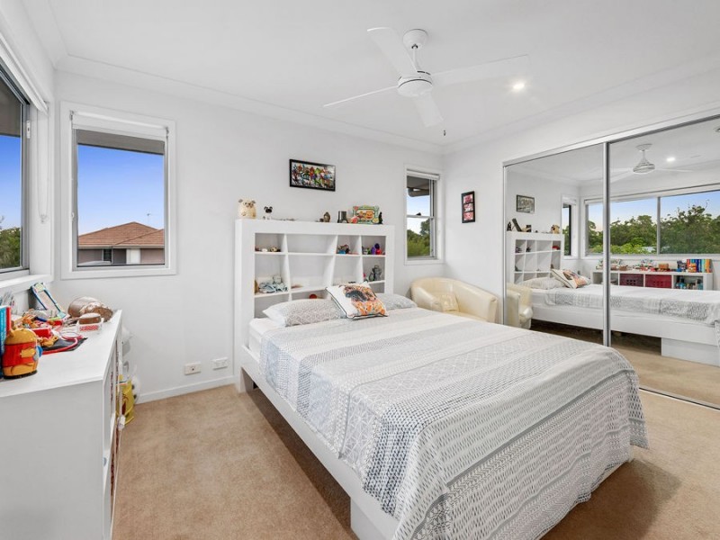 37 Brook Street, Wakerley QLD 4154