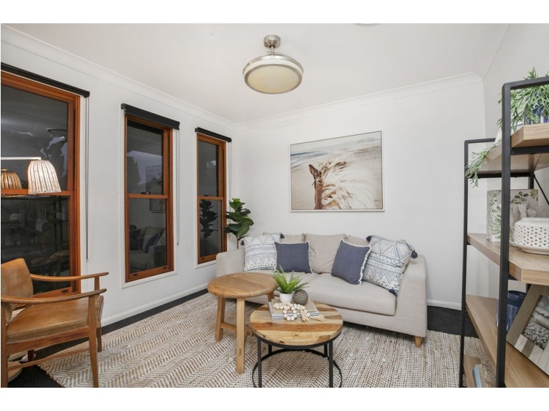 47 Schooner Circuit, Manly West QLD 4179