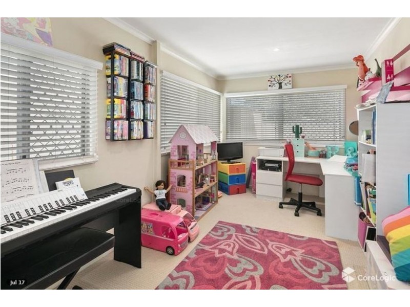 87 Henry Street, Wynnum QLD 4178