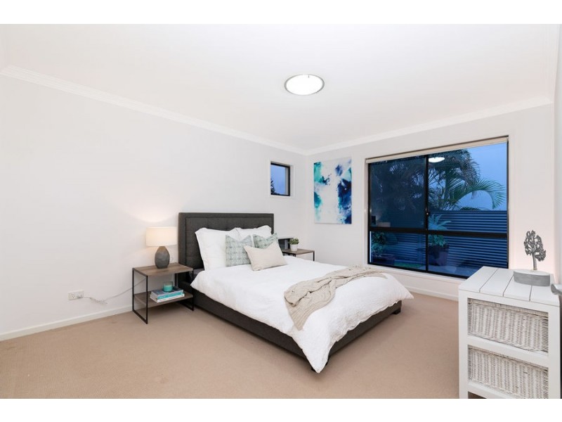 29 Warren Street, Wakerley QLD 4154