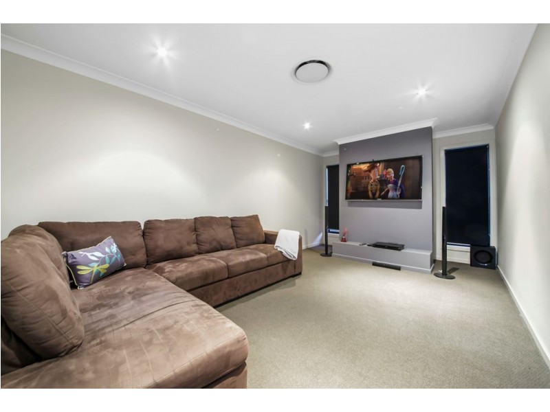 51 Doherty Place, Wakerley QLD 4154