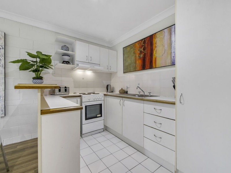 12/2018 Wynnum Road, Wynnum West QLD 4178