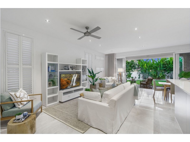 14 Pine Street, Wynnum QLD 4178