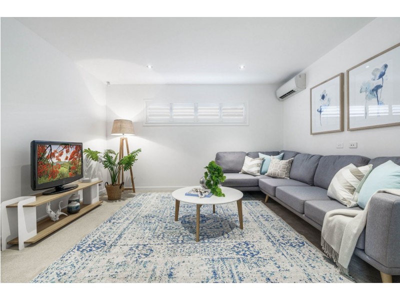 14 Pine Street, Wynnum QLD 4178