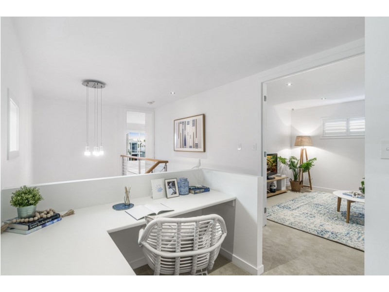 14 Pine Street, Wynnum QLD 4178