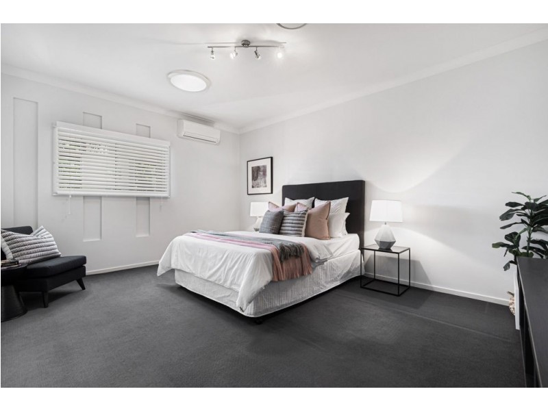 28 Senden Crescent, Manly West QLD 4179