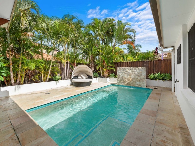 4 Brush Box Place, Wakerley QLD 4154