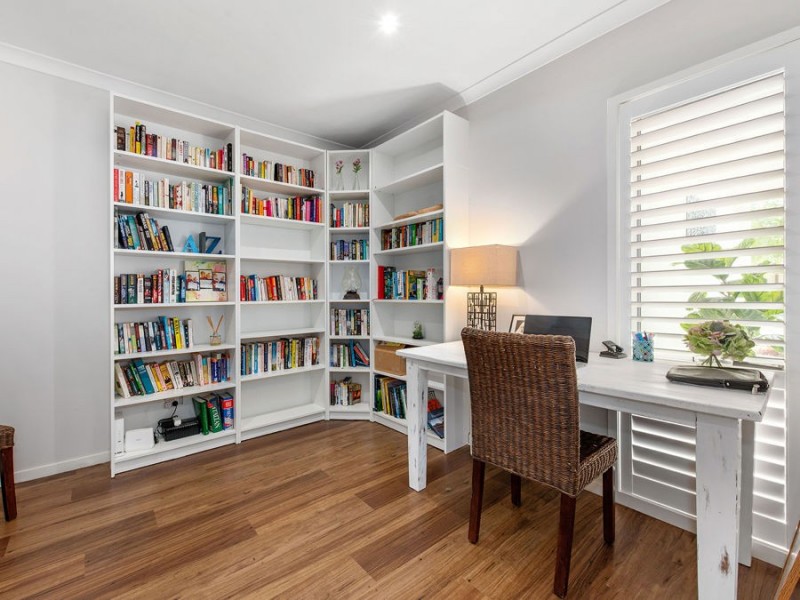 4 Brush Box Place, Wakerley QLD 4154