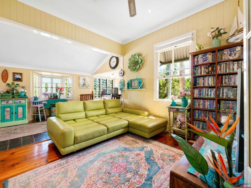 46 Abbotsleigh Street, Holland Park QLD 4121