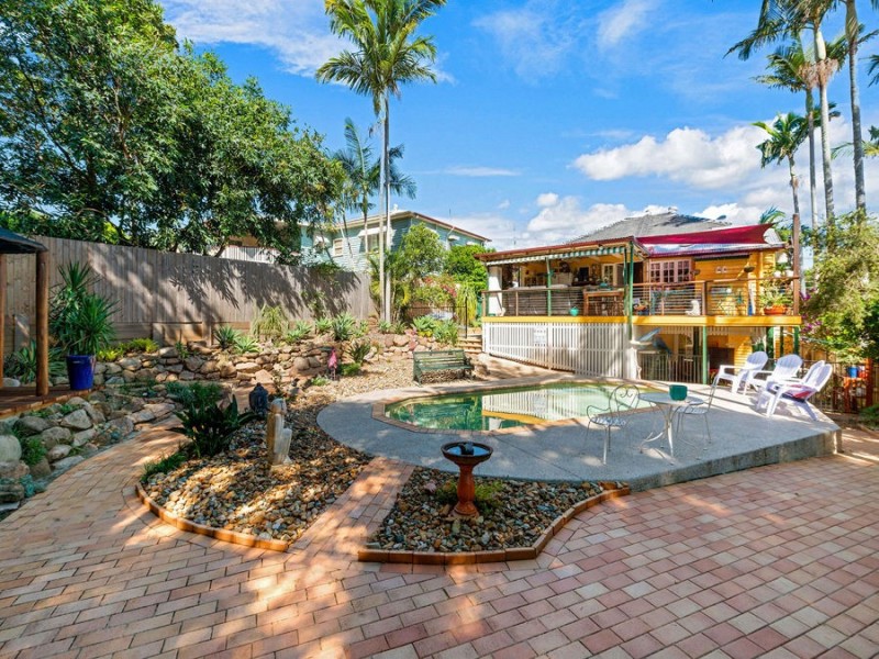 46 Abbotsleigh Street, Holland Park QLD 4121