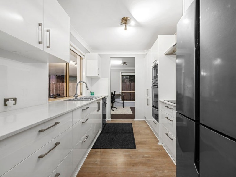 18 Ransom Place, Wakerley QLD 4154