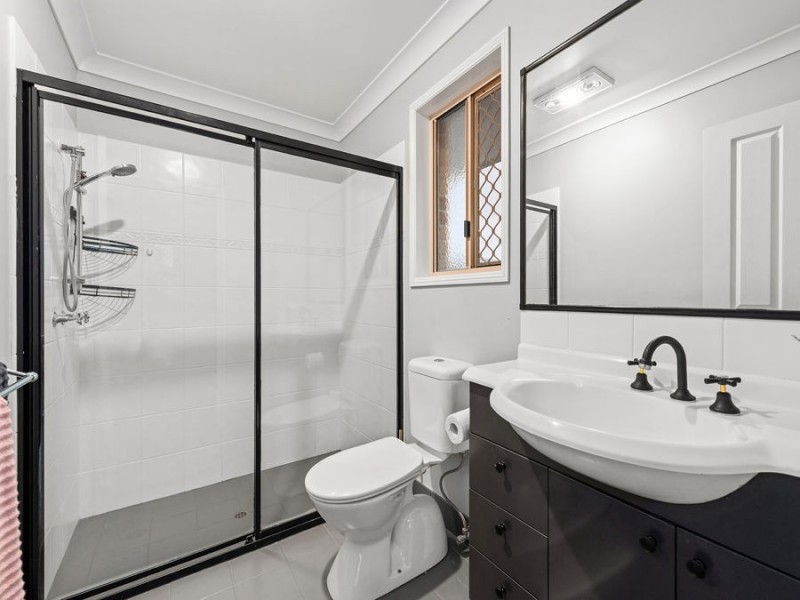 18 Ransom Place, Wakerley QLD 4154