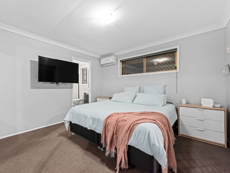 18 Ransom Place, Wakerley QLD 4154