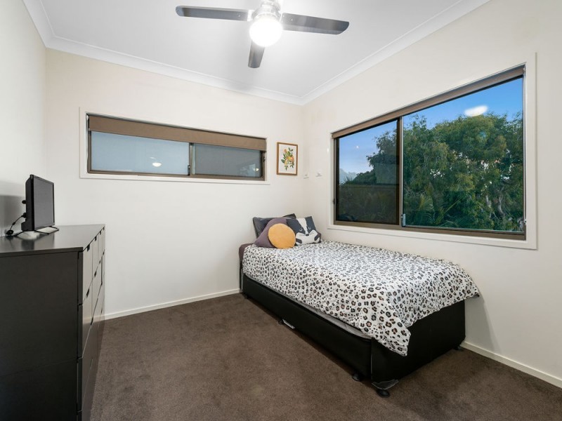 62 Petersen Street, Wynnum QLD 4178