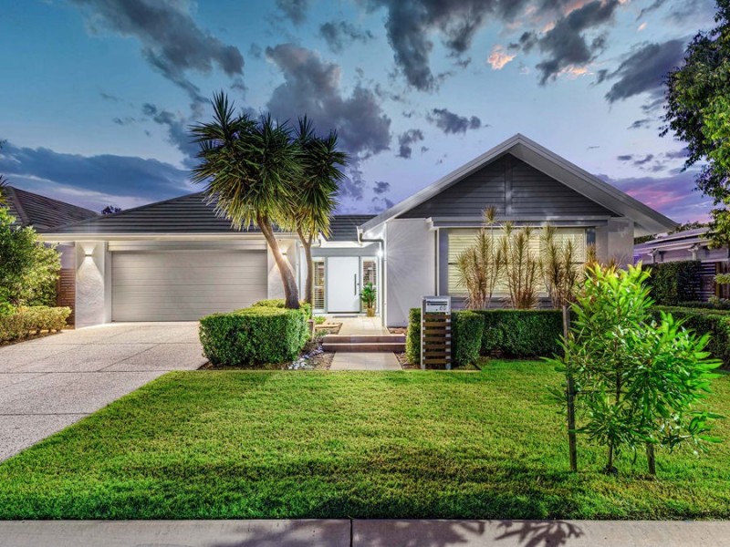 50 Margaret Crescent, Wakerley QLD 4154