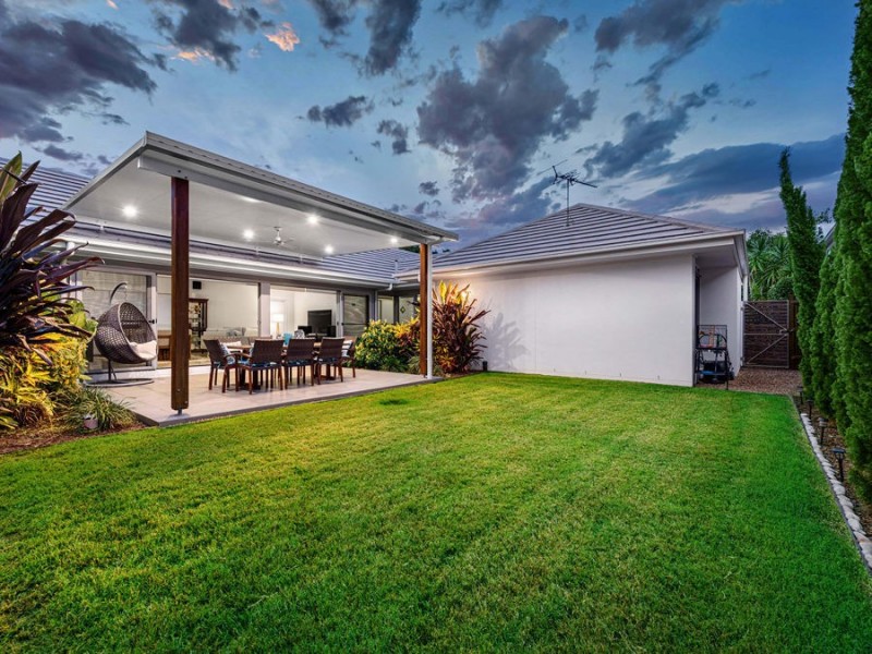 50 Margaret Crescent, Wakerley QLD 4154