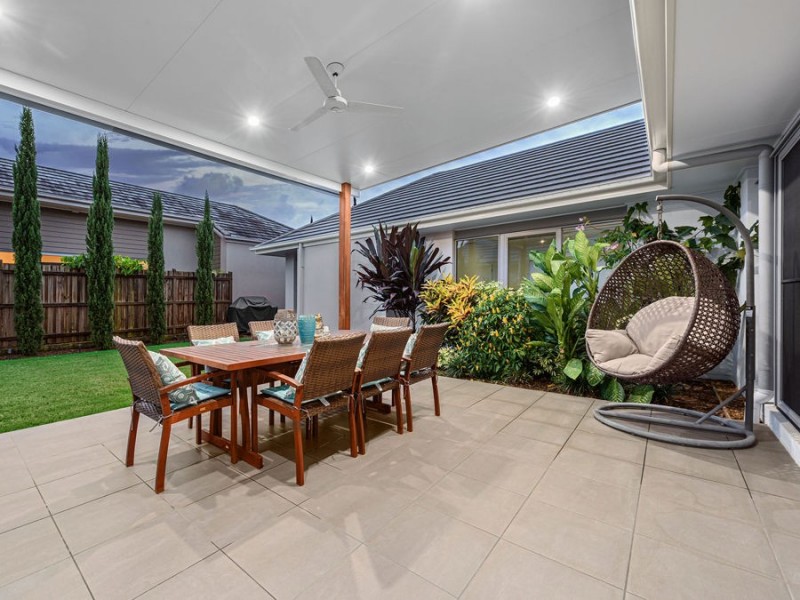 50 Margaret Crescent, Wakerley QLD 4154