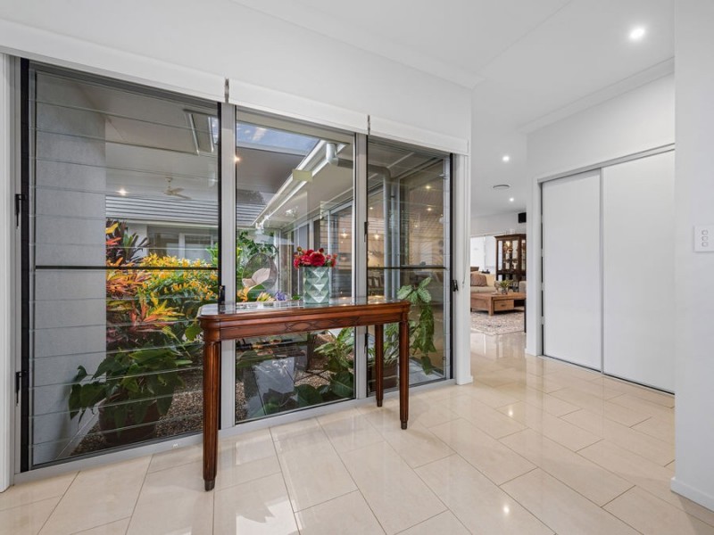 50 Margaret Crescent, Wakerley QLD 4154