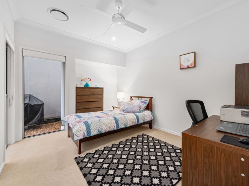 50 Margaret Crescent, Wakerley QLD 4154