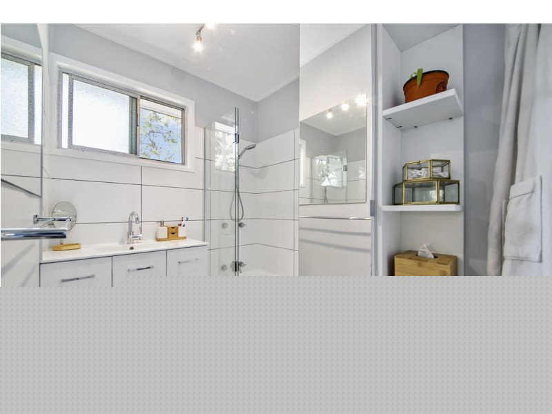 52 Bernays Road, Wynnum West QLD 4178
