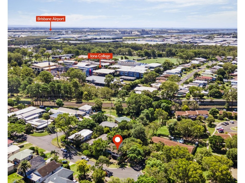 52 Bernays Road, Wynnum West QLD 4178