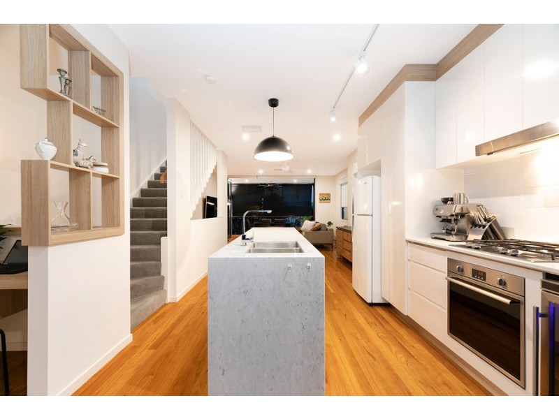 8/126 School Road, Yeronga QLD 4104