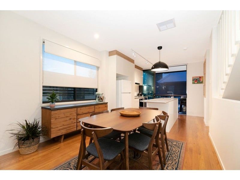 8/126 School Road, Yeronga QLD 4104