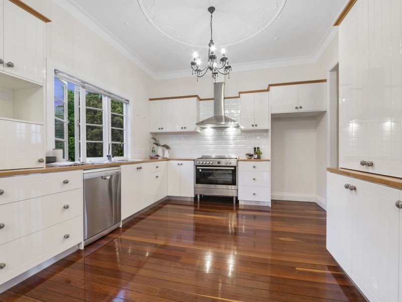 29 Tangorin Street, Wynnum QLD 4178