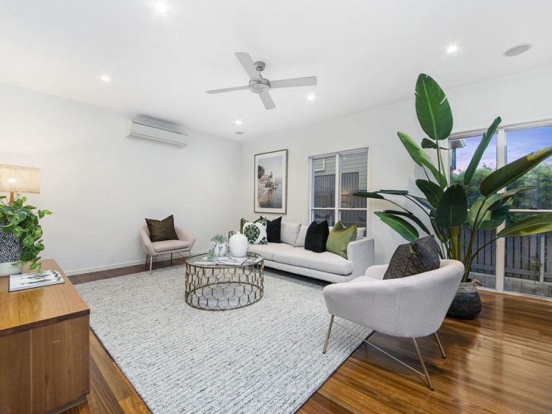 12 Wynnum North Esplanade, Wynnum QLD 4178