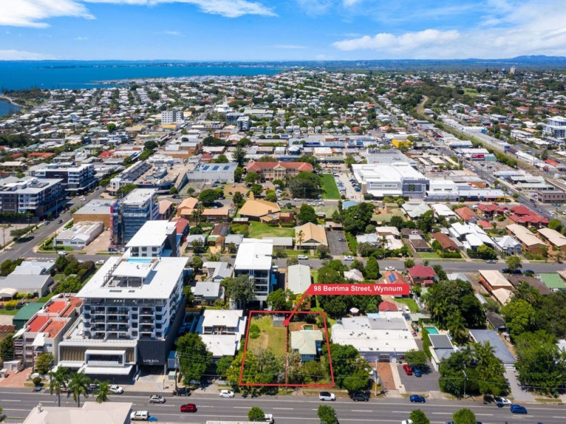 98 Berrima Street, Wynnum QLD 4178