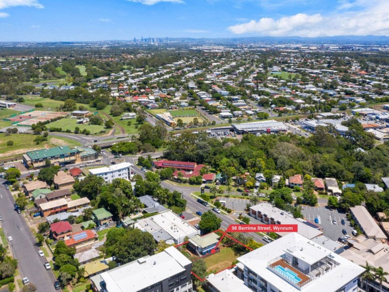 98 Berrima Street, Wynnum QLD 4178