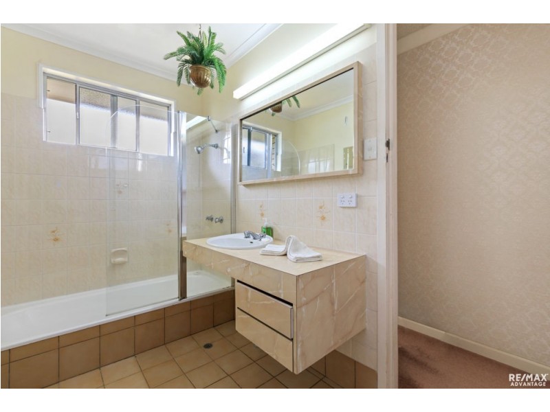 165 Raeburn Street, Manly West QLD 4179