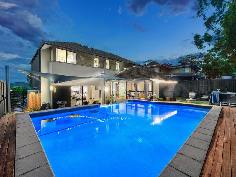 19 Hepburn Close, Wakerley QLD 4154