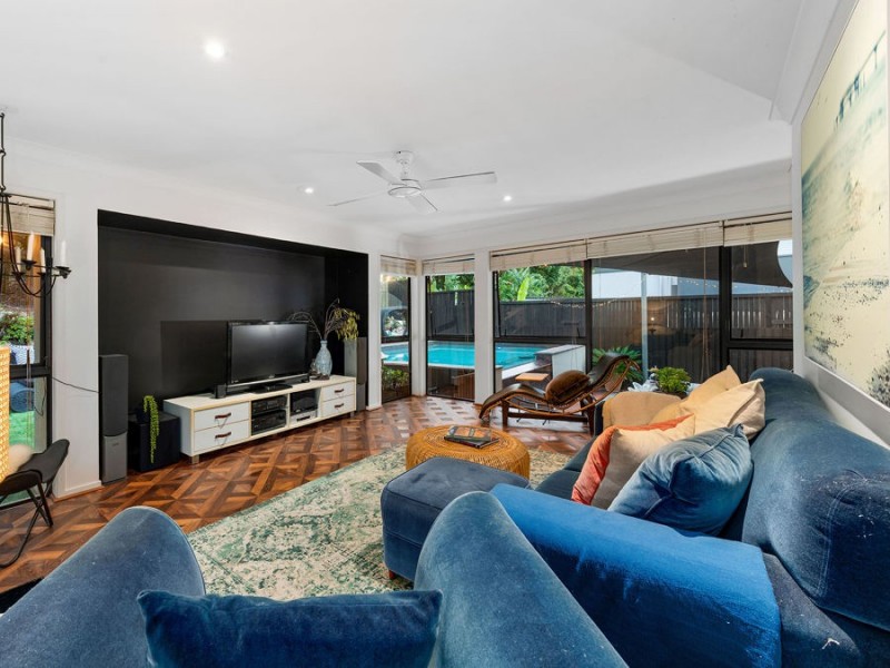 19 Hepburn Close, Wakerley QLD 4154