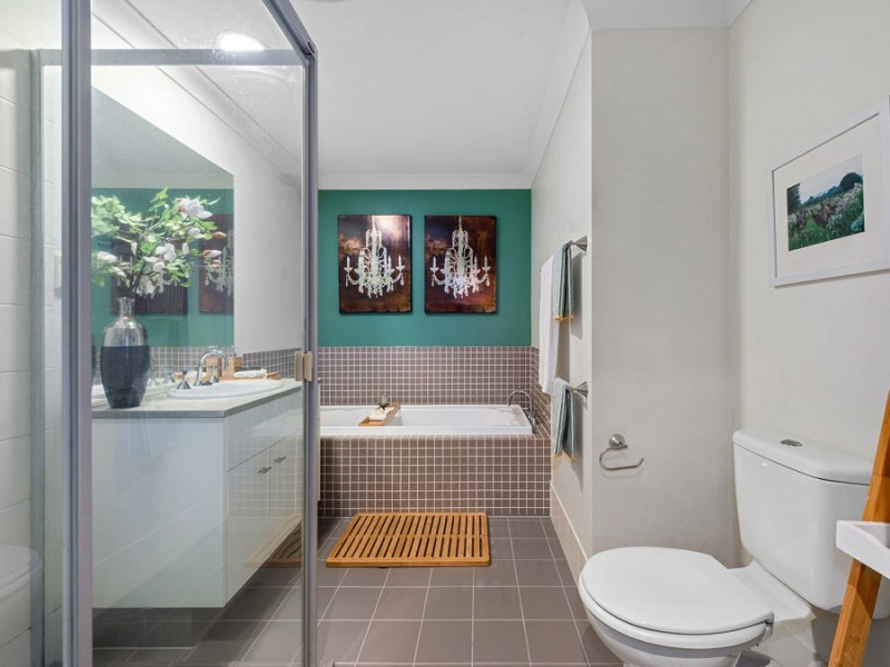 19 Hepburn Close, Wakerley QLD 4154